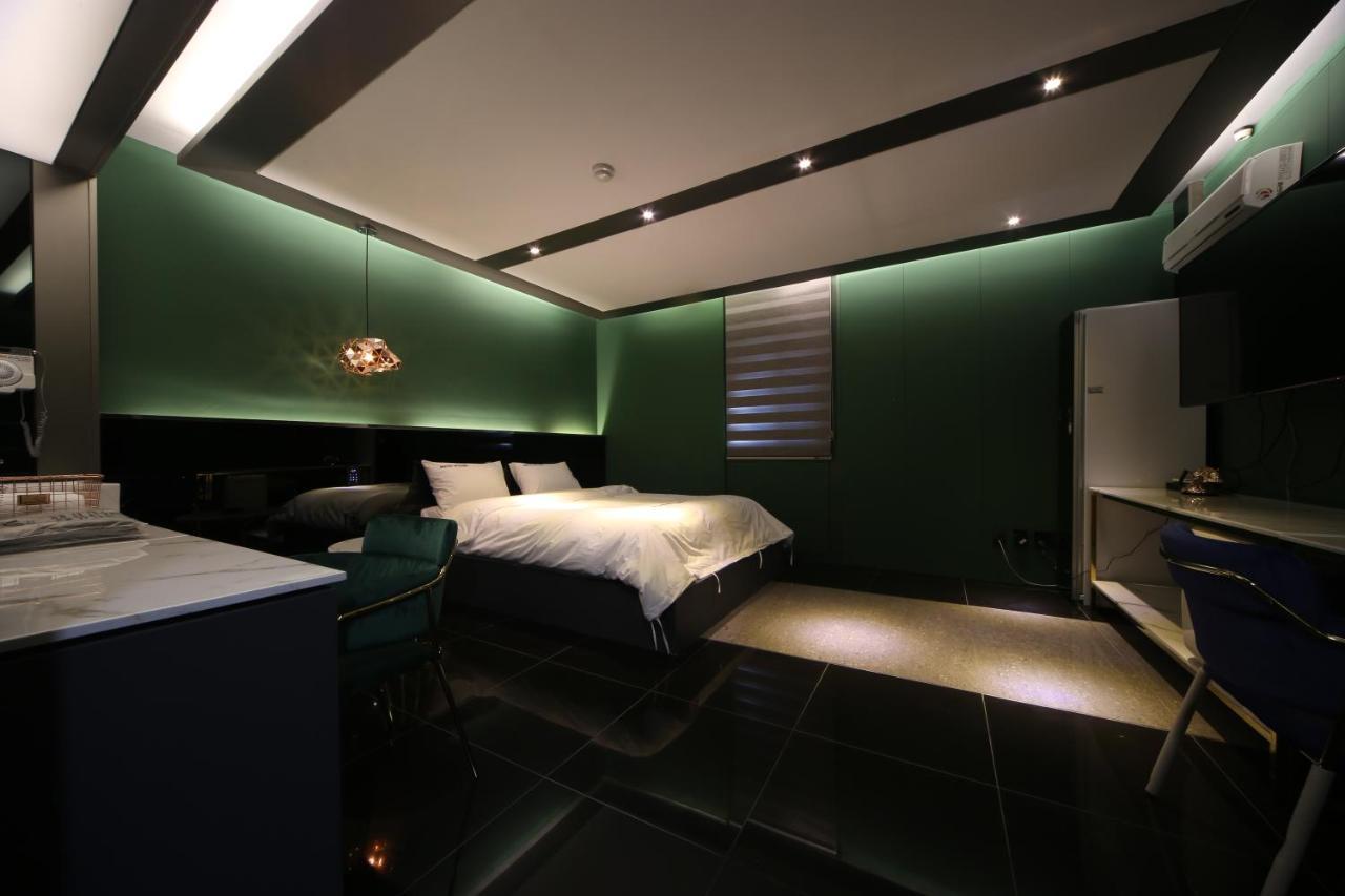 Hotel Yeogiatte Daegu Station Buitenkant foto
