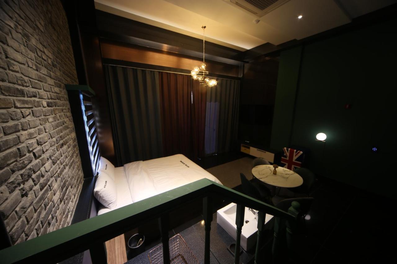 Hotel Yeogiatte Daegu Station Buitenkant foto